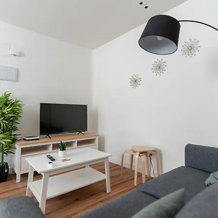Modern Cozy-2Bedrooms 1Bathroom-Delicias Madrid Exterior photo