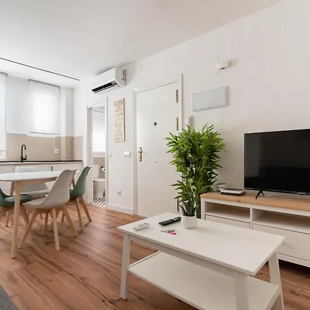 Modern Cozy-2Bedrooms 1Bathroom-Delicias Madrid Exterior photo